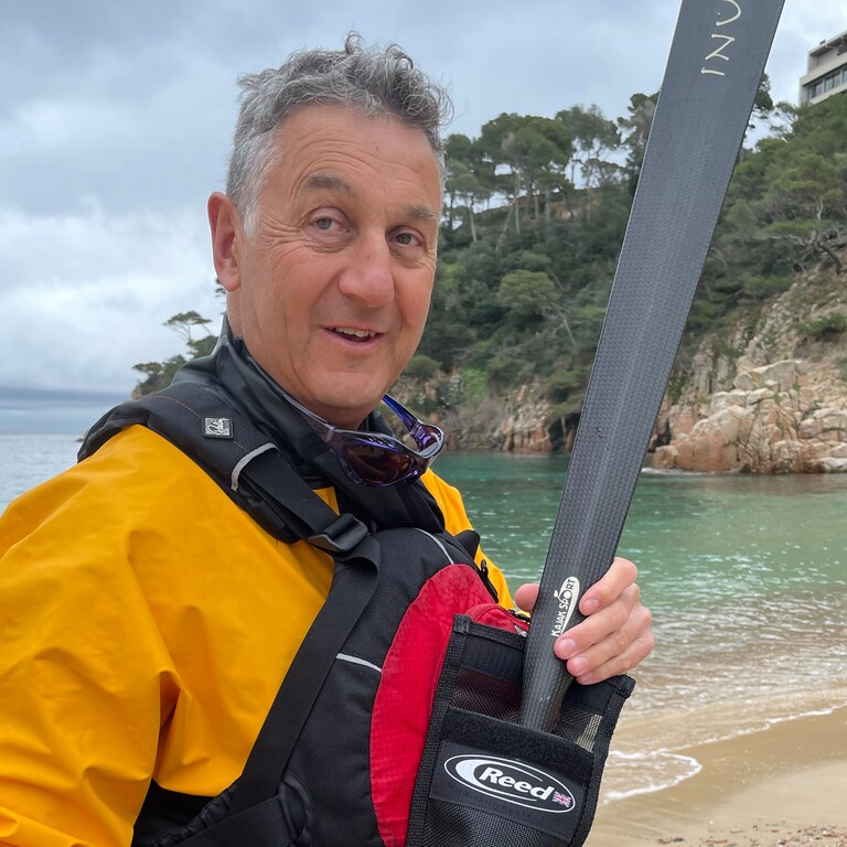 #163 – 25 Years of Keeping Paddlers Warm and Happy with Chris Reed